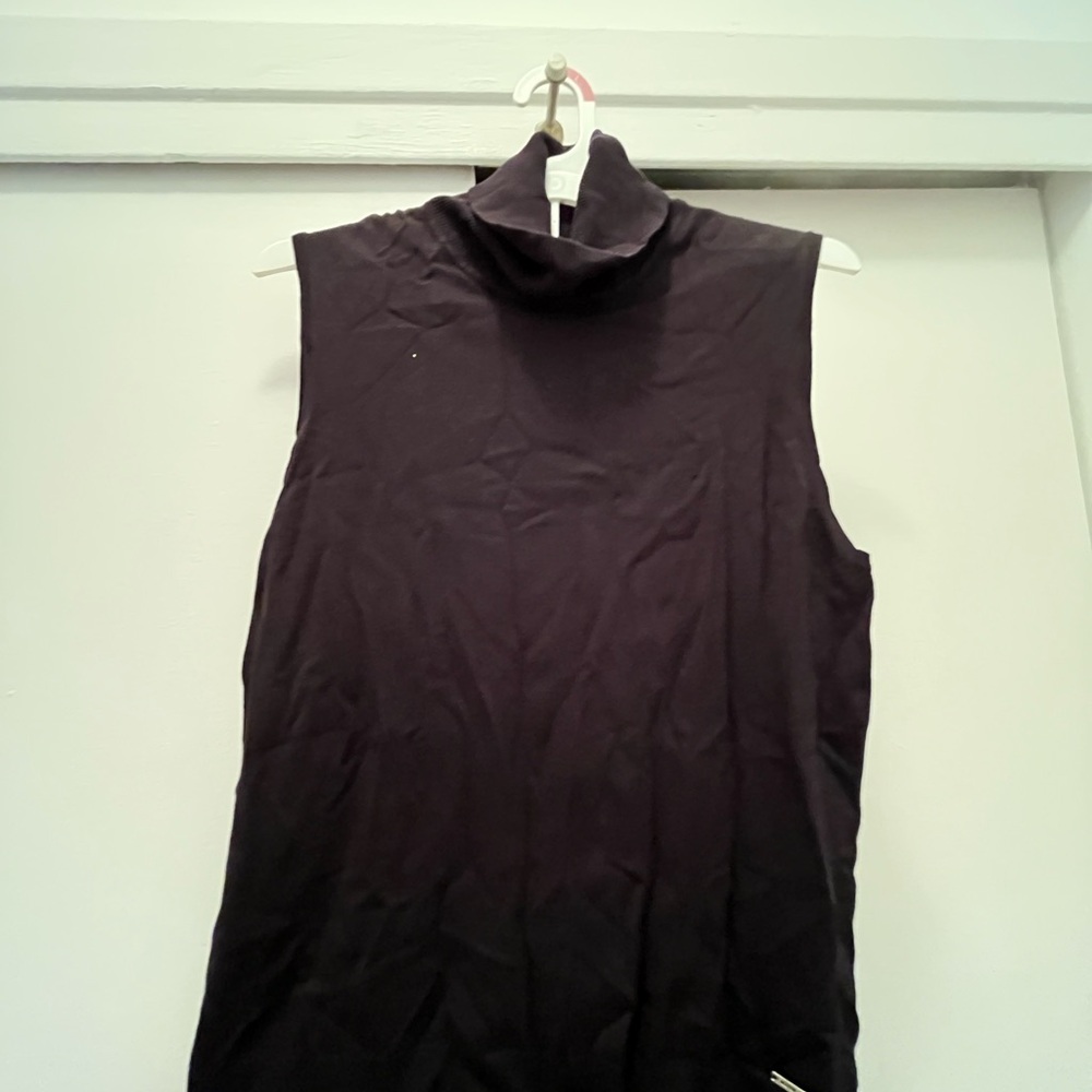 Anne Klein Black Sleeveless Turtleneck Top